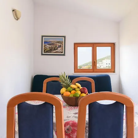 A 3 W Shared Pool And Balcony Near The * سيغيت فغانييتْسا